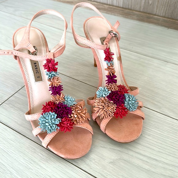 Zara Summer Heels - Picture 1 of 5